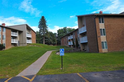 Woodhaven Apartments - 4574 Onondaga Blvd