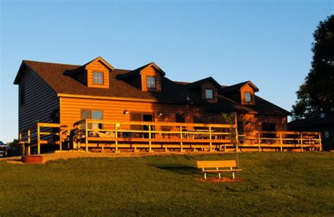 Woodland Resort (Devils Lake, ND) - ResortsandLodges.com