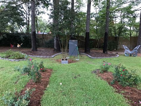 Woodridge cemetery lexington sc. LEXINGTON - Larry Weil, Sr., of Lexington, SC, passed away peacefully at home surrounded by family on May 19, 2018. Born on August 9th, 1935 in Washington DC, he was the son of Freda Wolf Kaiser and Edward Louis Weil. ... with service immediately following at 11:00 a.m. Burial will be at Woodridge Cemetery, 138 Corley Mill Rd., … 