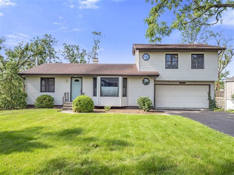Woodridge homes for sale. Zillow has 117 homes for sale in Downers Grove IL. View listing photos, review sales history, and use our detailed real estate filters to find the perfect place. ... Glen Ellyn Homes for Sale $506,241; Woodridge Homes for Sale $370,733; Lisle Homes for Sale $386,596; Villa Park Homes for Sale $316,481; Westmont Homes for Sale $358,846; 