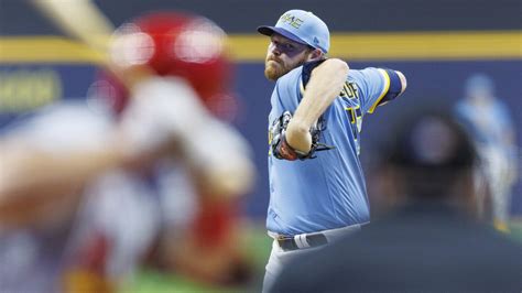 Woodruff stars as Brewers beat Flaherty, Cardinals 4-0