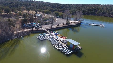 Woods canyon lake boat rental. Aug 14, 2020 · There is also amazing reservation/dispersed camping and hiking around this lake, and on the nearby Mogollon Rim . What to bring: Snacks (pack out your trash!) Phone for photos (don’t drop it!) Seasons: Spring, summer, fall (the marina is closed mid-November through end of May – check their website for specific dates). GPS: 34.333848,-110. ... 