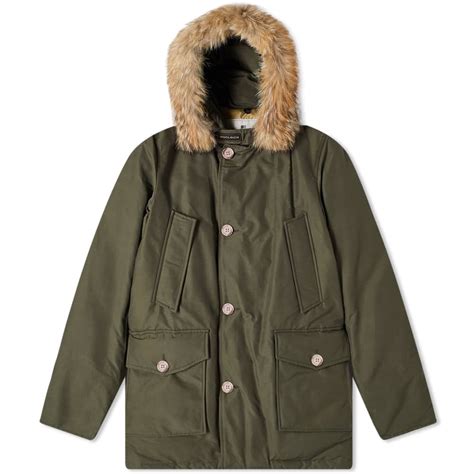 Woolrich. Shop the women's Woolrich edit at Farfetch, a fashion brand that crafts stylish outerwear from locally sourced wools since 1845. Find padded jackets, parkas, dresses, skirts, … 