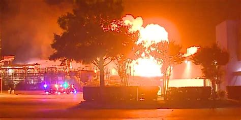 Worker injured as explosion at Texas paint plant sends fireballs into sky