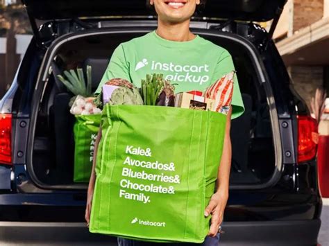 Working for instacart. E-commerce has exploded in the last 10 years. Find out how e-commerce works and how you can harness the potential of e-commerce, from affiliate programs to CPC links. Advertisement... 