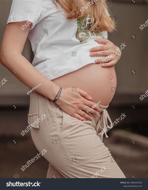 Workshop photo pregnant naked. .  ...