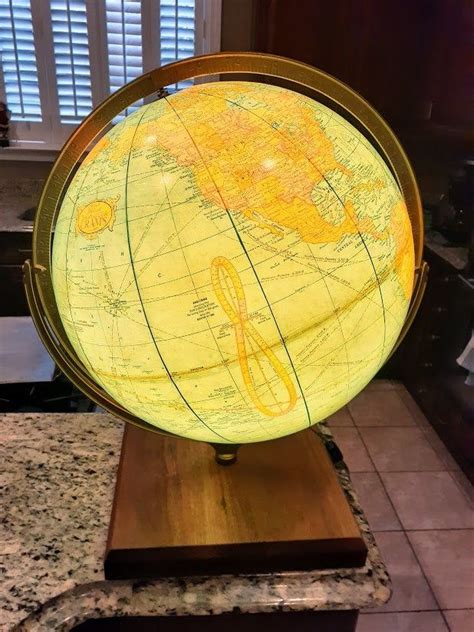 World Globe Lamp - Etsy