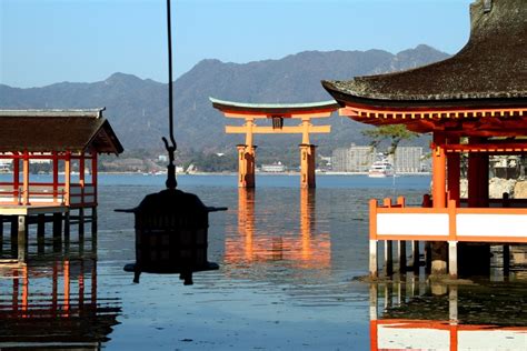 World Heritage in Japan. Itsukushima Shrine - Meguri Japan