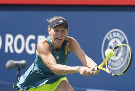 Wozniacki comes out of retirement, wins first-round match in straight sets at National Bank Open