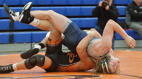 Wrestling: Individual postseason kicks off with section …