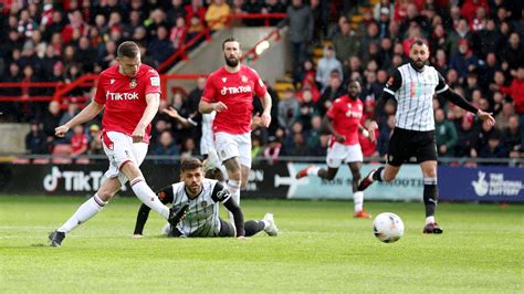 Wrexham beat Notts County in National League promotion …