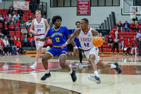 Wright leads SIU Edwardsville wins 99-56 against Central Christian Bible