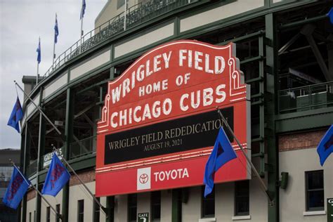 Wrigley Field in the mix to host the 2025 All-Star Game — its 1st since 1990 — MLB Commissioner Rob Manfred says