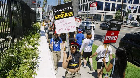 Writers union and Hollywood will resume talks, aiming to end the strike