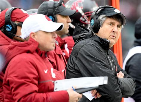 Wsu coaching staff. His 2023 Washington State staff features a trio of new faces, plus guys on their second stint with Wazzu. About Us ... Washington State Cougars Coaching Staff 2023 Head coach, Jake Dickert ... The two were on Craig Bohl's staff from 2017-2019. His WSU interior unit helped limit rushing offenses to just 17 touchdowns in 13 games. 