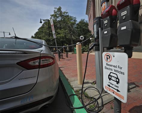 Wu looks to increase EV charging stations on Boston streets