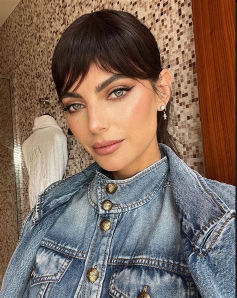 WwW GoOgLe RuSiA jacket denim & Monitor titik buta event tanpa malware handal populer Pemeran utama wanita Program Steril Kucing playlist saat rileks image 1