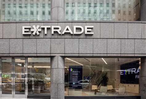 Www etrade. The Feature is designed to offer up to $500,000 in FDIC coverage for individual accounts and up to $1,000,000 for joint accounts. Learn more. E*TRADE means a lot more than just trading. Sure, E*TRADE is known for its online trading platforms. But that’s not even close to all we do. 