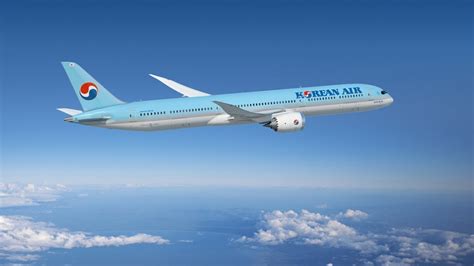 Korean Air Lines Co., Ltd., operating as Korean Air, is the flag carrier of South Korea and its largest airline based on fleet size, .... 