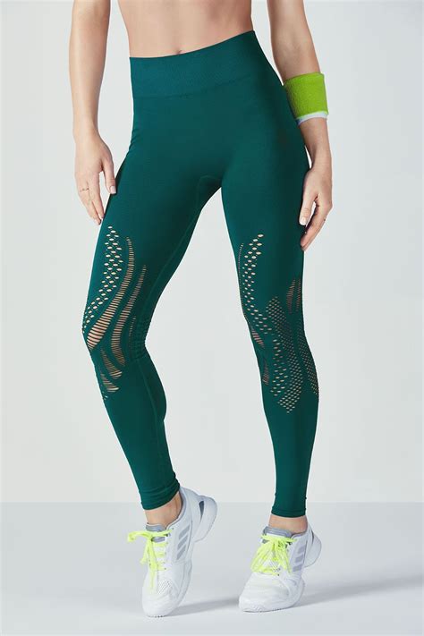 Fabletics offers affordable, high quality and stylish workout clothes for women & men. Shop yoga pants, leggings, joggers, tops, tees and more for any fitness level. 