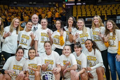 Wyoming cowgirls basketball. No. 2-seeded Wyoming beat rival Colorado State 65-56 to advance to play top-seeded and 21st-ranked UNLV for the title on Wednesday (8 p.m., CBS Sports Network). The Rebels (30-2) held on for a 71 ... 