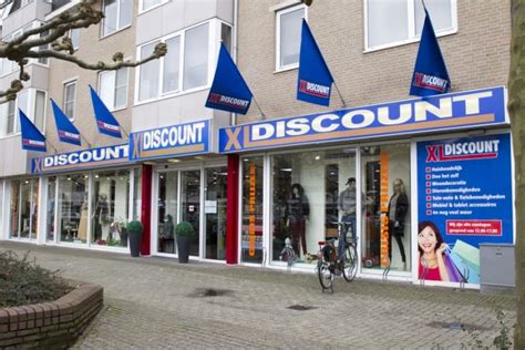 XL DISCOUNT - Hart van Uden