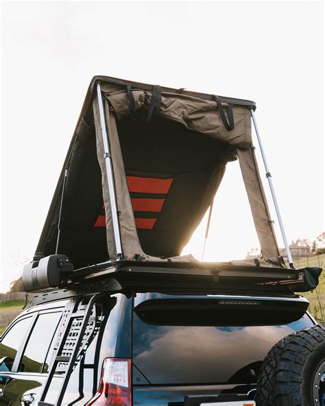 XL Lightweight Roof Top Tent - Inspired Overland - raincitystudios.com