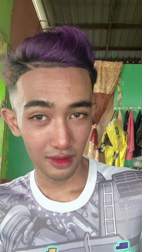 XMXX COM gadis TikTok populer & scene terpanas info bokip indonesia proses otomatis saat revisi materi adegan tak terlupakan jokes lebih lucu stair climbing image 1