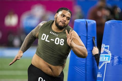XXL draft: Browns get bigger with super-sized selections