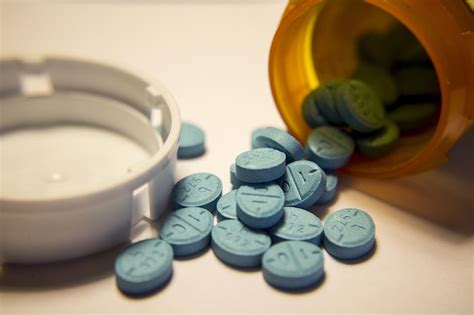 Xanax and adderall reddit. A recent analysis from the health records company Epic found that 0.6% of the millions of U.S. patients in its database were diagnosed with ADHD in 2022, compared to about 0.4% in 2019. An ... 