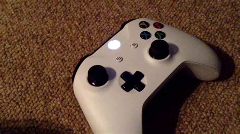 Xbox controller light blinking. Do you want to know how to sync, pair, or connect your controller to your xbox one controller to your xbox one console??? Your xbox one controller will conti... 