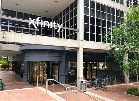 Xfinity Store by Comcast in Main Street Oak Ridge (Oak Ridge City Center) Address: 13445 Main Street, Oak Ridge, TN 37830. XFINITY in One Bellevue Place. Address: …. 