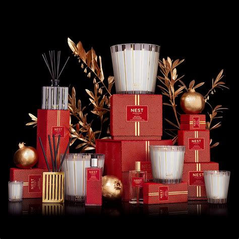 Xmas fragrances. From traditional spicy aroma’s and tangerine scents, to familiar pine trees and warming log fires, we have found 8 of the best home fragrances to infuse your home with some festive cheer. JO LOVES. Christmas Trees A Lifestyle Fragrance£40. Nothing evokes that Christmas feeling like the familiar scent of … 