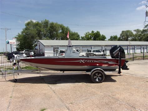 Xpress boats for sale on craigslist. 33,350.00 USD Used Power boats for sale Location: Hull, Texas Remarks: - Stock #315653 - 2018 XPRESS SW20B tunnel hull aluminum bay boat with low hours! If you are in the market for a bay boat, look no further than this 2018 Xpress SW20B, priced r... (read more) 2020 Xpress Pro X17 in Lebanon, TN 27,500.00 USD Used Power boats for sale 