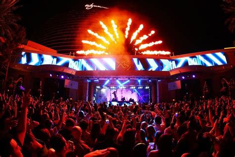 Xs nightclub las vegas. 3426 reviews of XS Nightclub "Newest addition to the wynn lineup. XS' indoor/outdoor design is consistent with the motif of Blush and Tryst. Great organization of tables and easy-to-navigate walkways. 