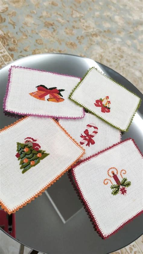 Yılbaşı kanaviçe örnekleri Pinterest.