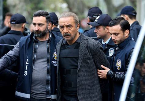 Yılmaz Erdoğan’ın filmi “Organize İşlerin” Dizi versiyonu gündemde. 