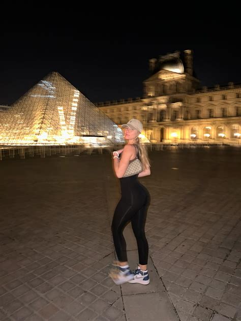 Y0Oanaa Onlyfans Leak