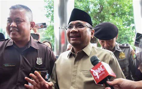 yaqut cholil qoumas ditangkap - raincitystudios.com