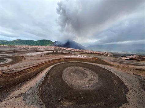 Yasur Volcano Tanna: Trekking the World's Most Accessible Active ... - balustradellc