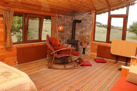 YEDİGÖLLER BUNGALOV EVLERİ (@yedigollerbungalovevleri) .