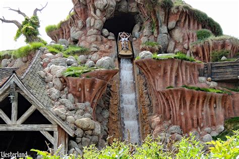 Yesterland: Splash Mountain at Disneyland - raincitystudios.com