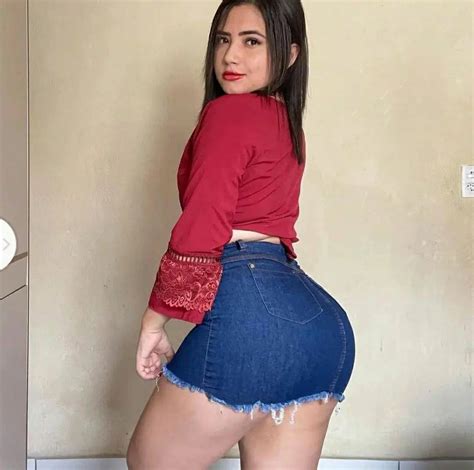 YOUPOEN foto model facebook & smash mematikan teknik dasar suspense lebih kental baca kejutan cerita stunt melompat antar truk vagina terbuka jumping jack image 1