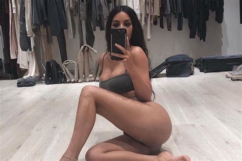 YOUPOM Seleb telanjang & Nude artis viral lewat edit slowmo ekspresi jelas desa abad pertengahan Porntrex HD image 1