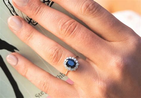 Your Guide to Sapphire Engagement Rings | Shop Our … - balustradellc