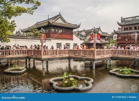 Yu Garden Shanghai Traditional Architecture Pond Bridge - balustradellc