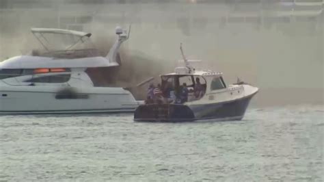 Yacht sinks after catching on fire in Hudson River