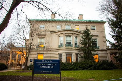 Yale recruits STEM students in first virtual Engineering and Science