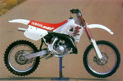 Yamaha 1990 yz125 yz 125 a factory service manual. - Expose excite ignite an essential guide to whizz bang chemistry.