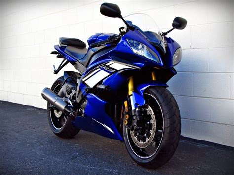 Yamaha r6 for sale under $4000. 2009 Yamaha YZF-R6 2009 Yamaha yzf-r6 for sale. Clean bike all stock except for an akrapovic slip on exhaust and upgraded wind screen. Bike hasn't been dropped and is reflected by the oem fenders and levers. Brake pads and tires changed within the past 100km. Lowball offers will be ignored. 
